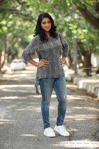 Kavya Prathyusha Exclusive HD Photos