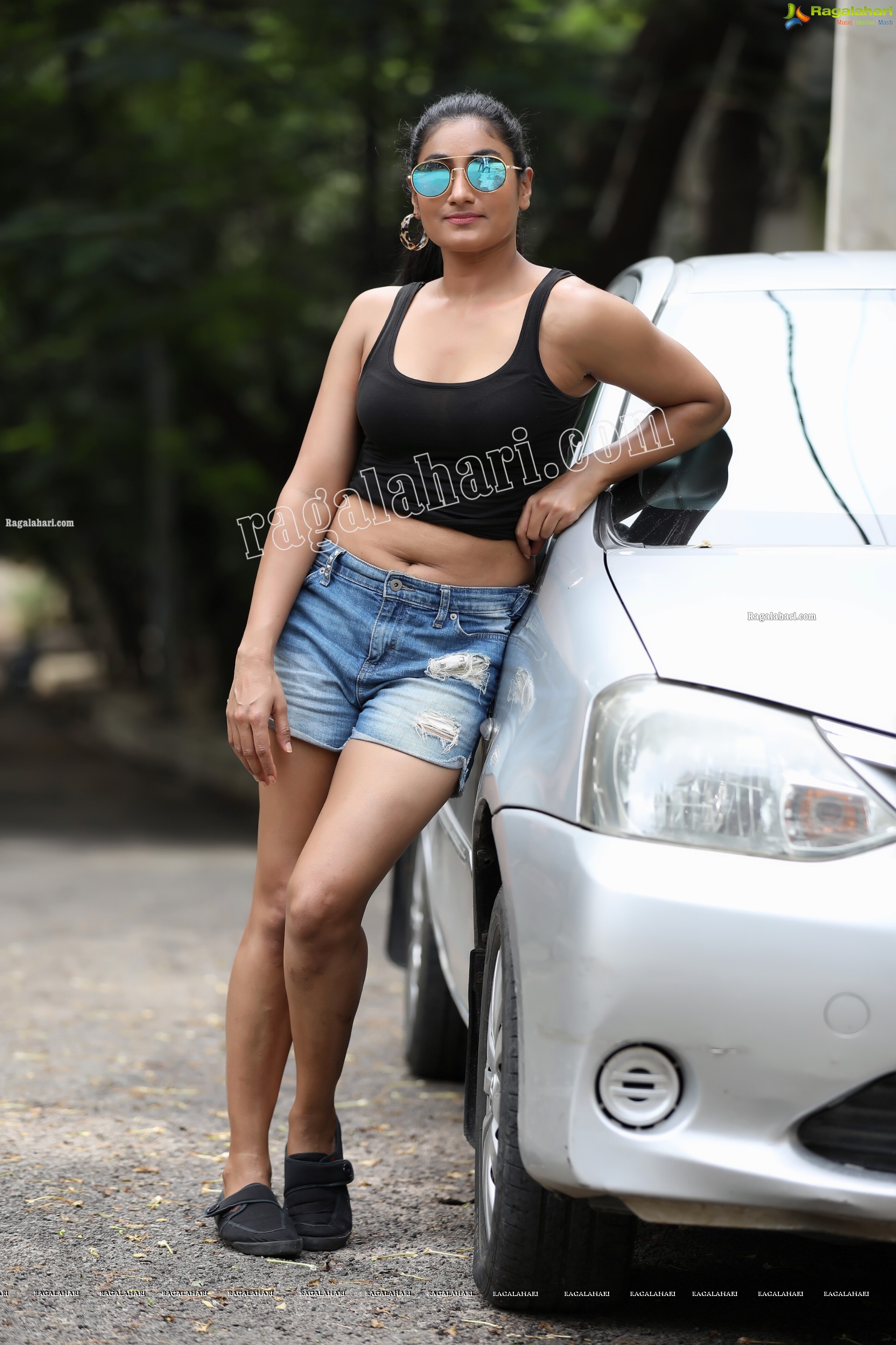 Saafi Kaur in Black Tank Top and Denim Shorts Exclusive Photo Shoot