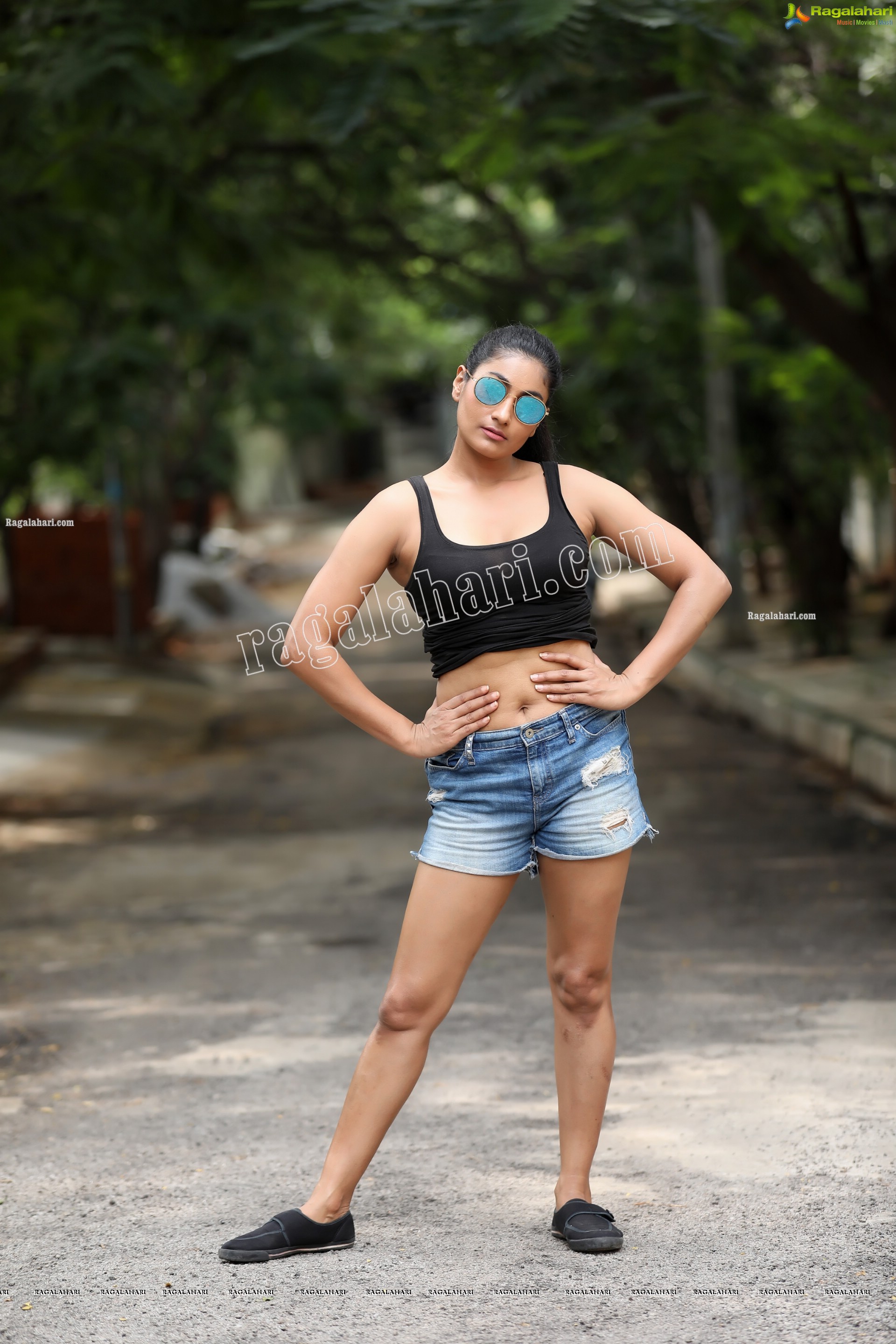 Saafi Kaur in Black Tank Top and Denim Shorts Exclusive Photo Shoot