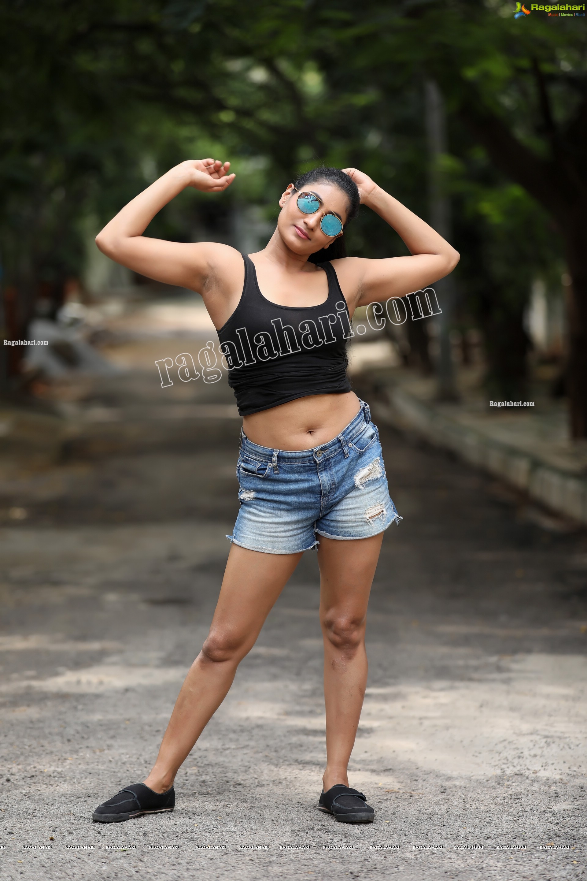 Saafi Kaur in Black Tank Top and Denim Shorts Exclusive Photo Shoot