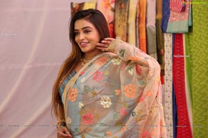 Aashi Roy at NP Fashions Exhibition