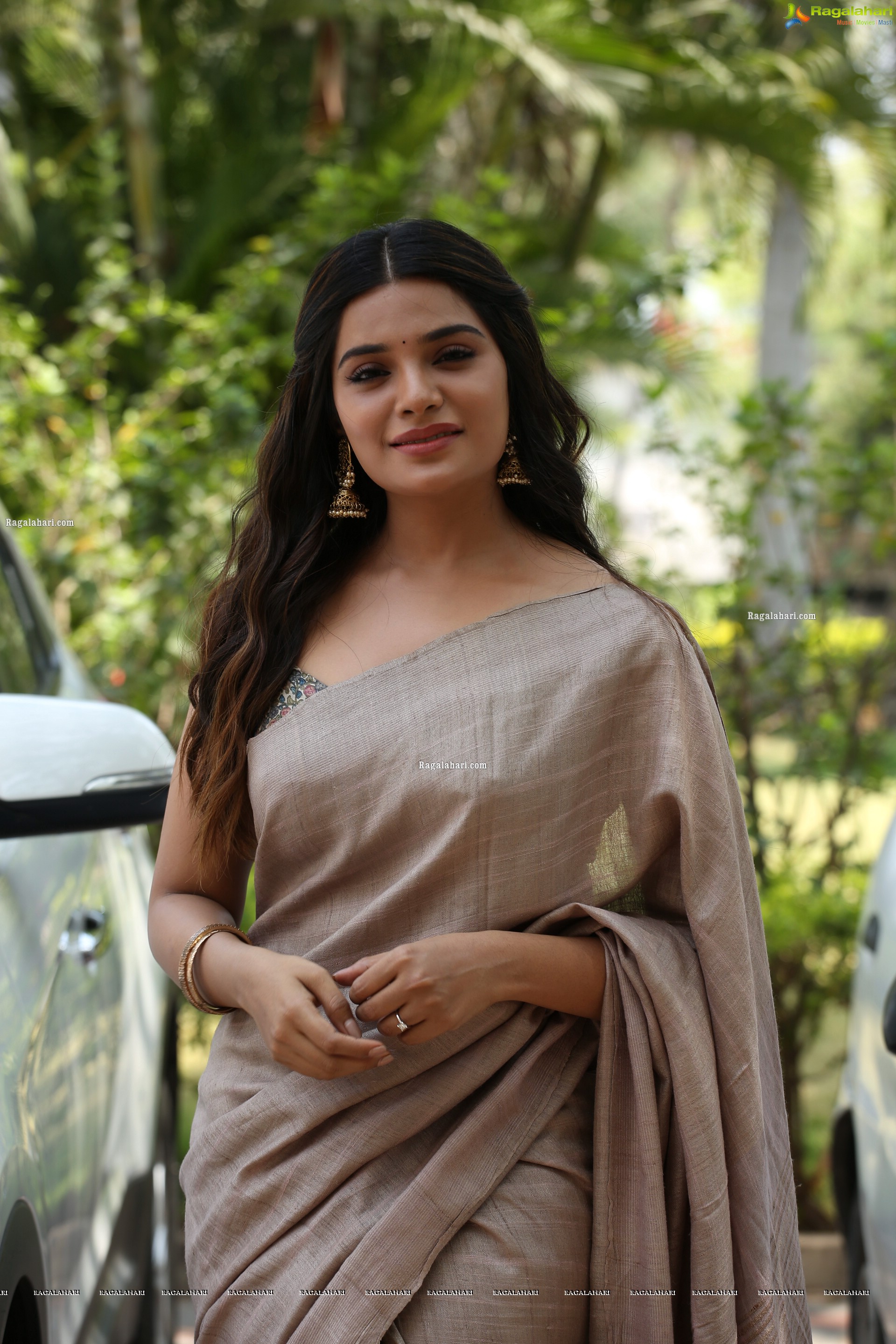 Aathmika at Vijaya Raghavan Movie Trailer Launch, HD Photo Gallery