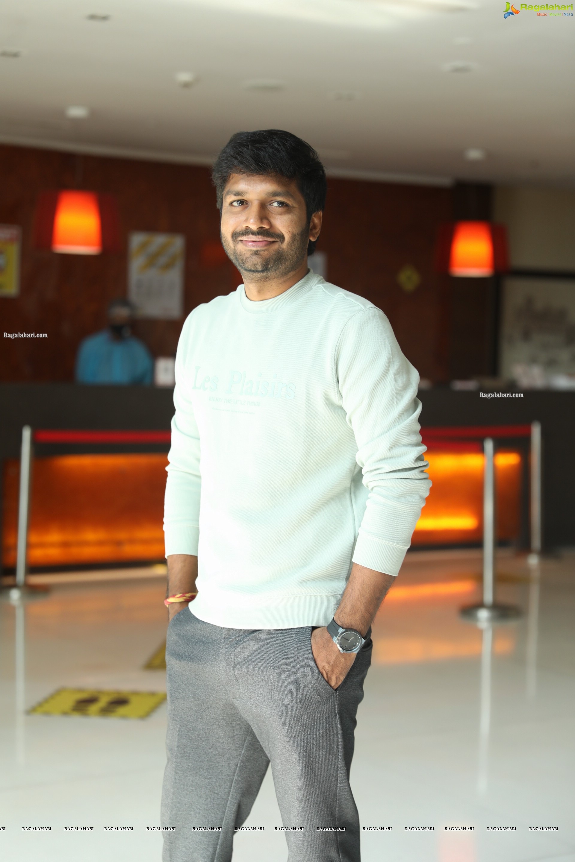 Anil Ravipudi at Gaali Sampath Movie Interview, HD Photo Gallery