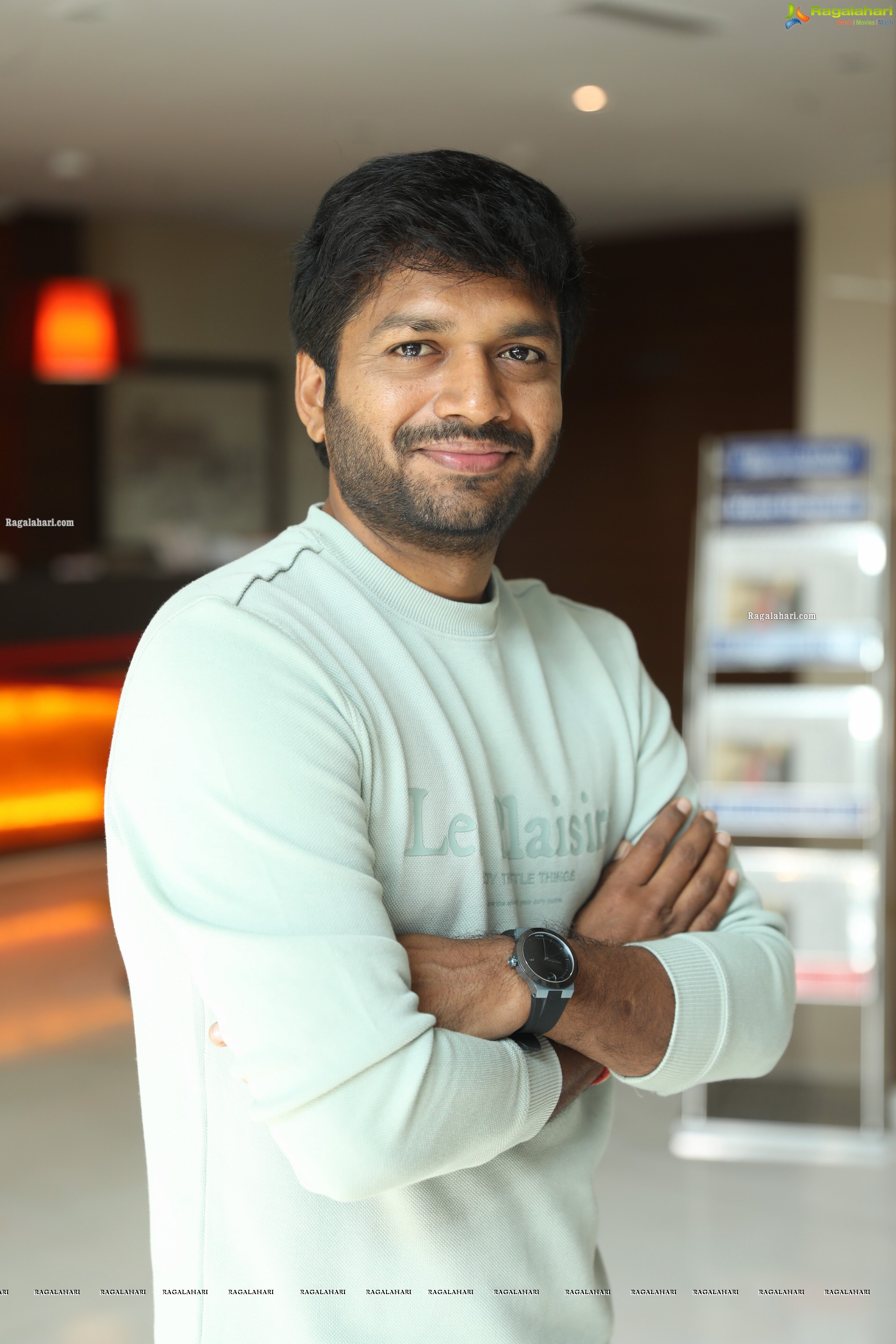 Anil Ravipudi at Gaali Sampath Movie Interview, HD Photo Gallery