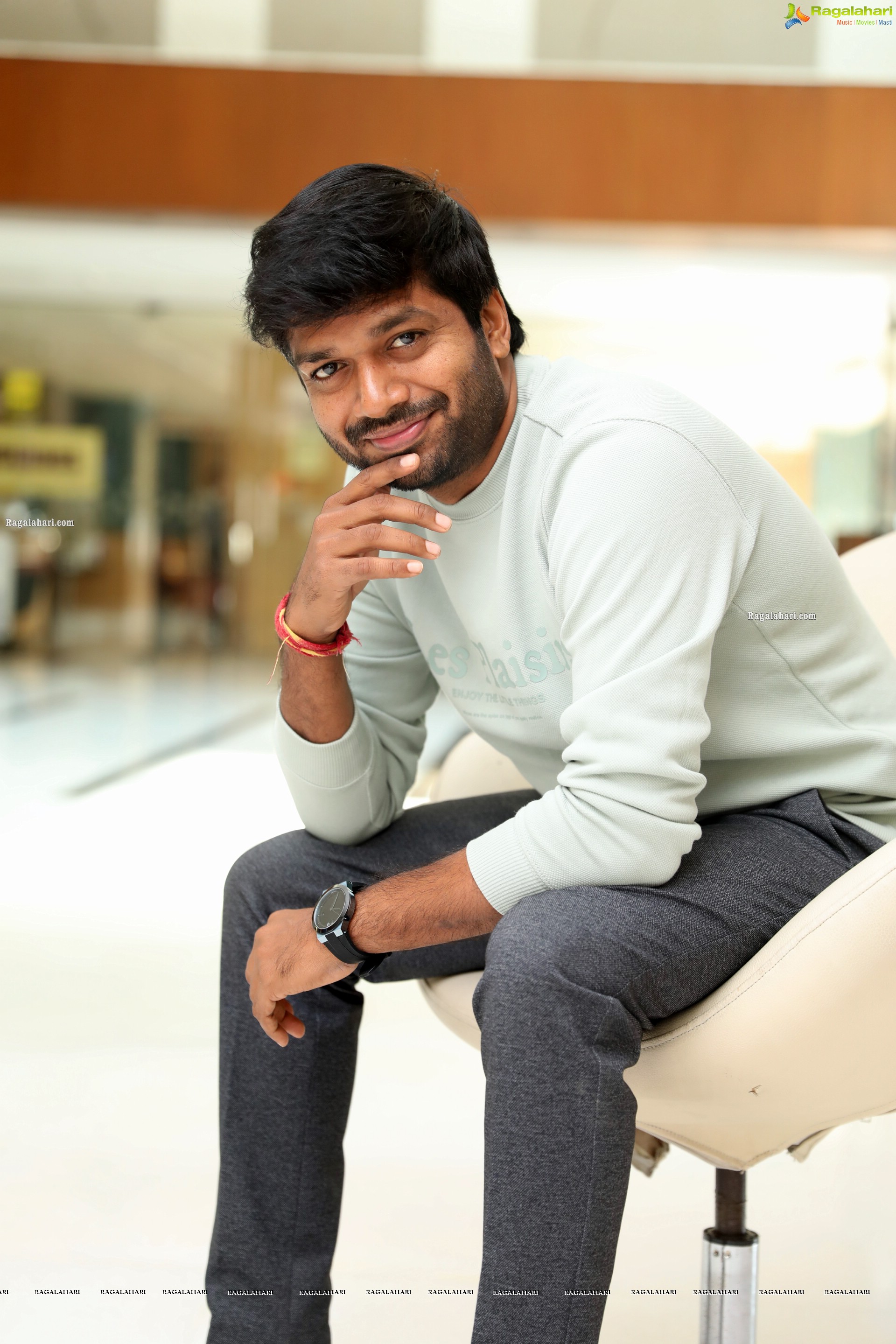 Anil Ravipudi at Gaali Sampath Movie Interview, HD Photo Gallery