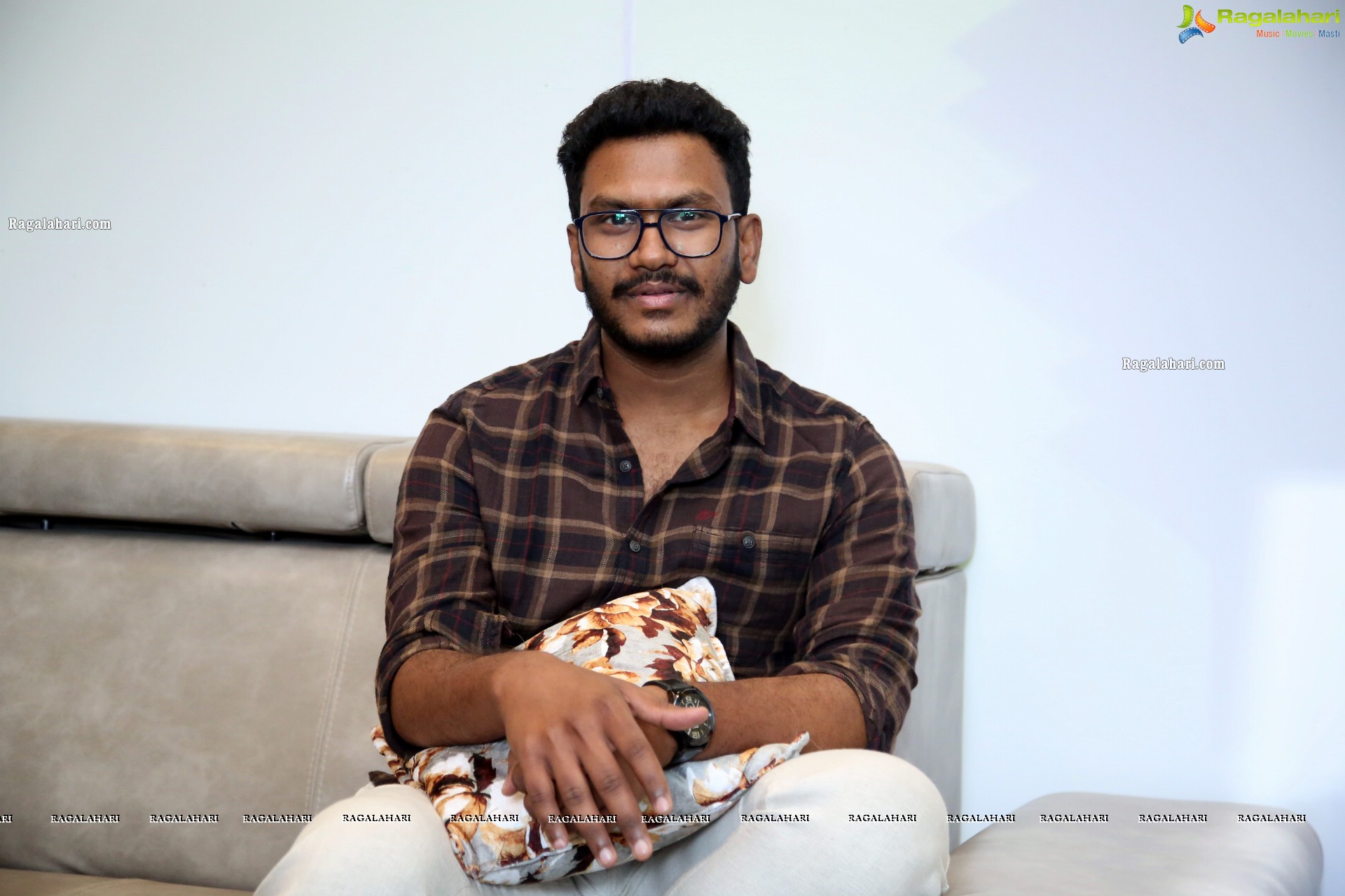 Director Manikanth at Thellavarithe Guruvaram Movie Interview
