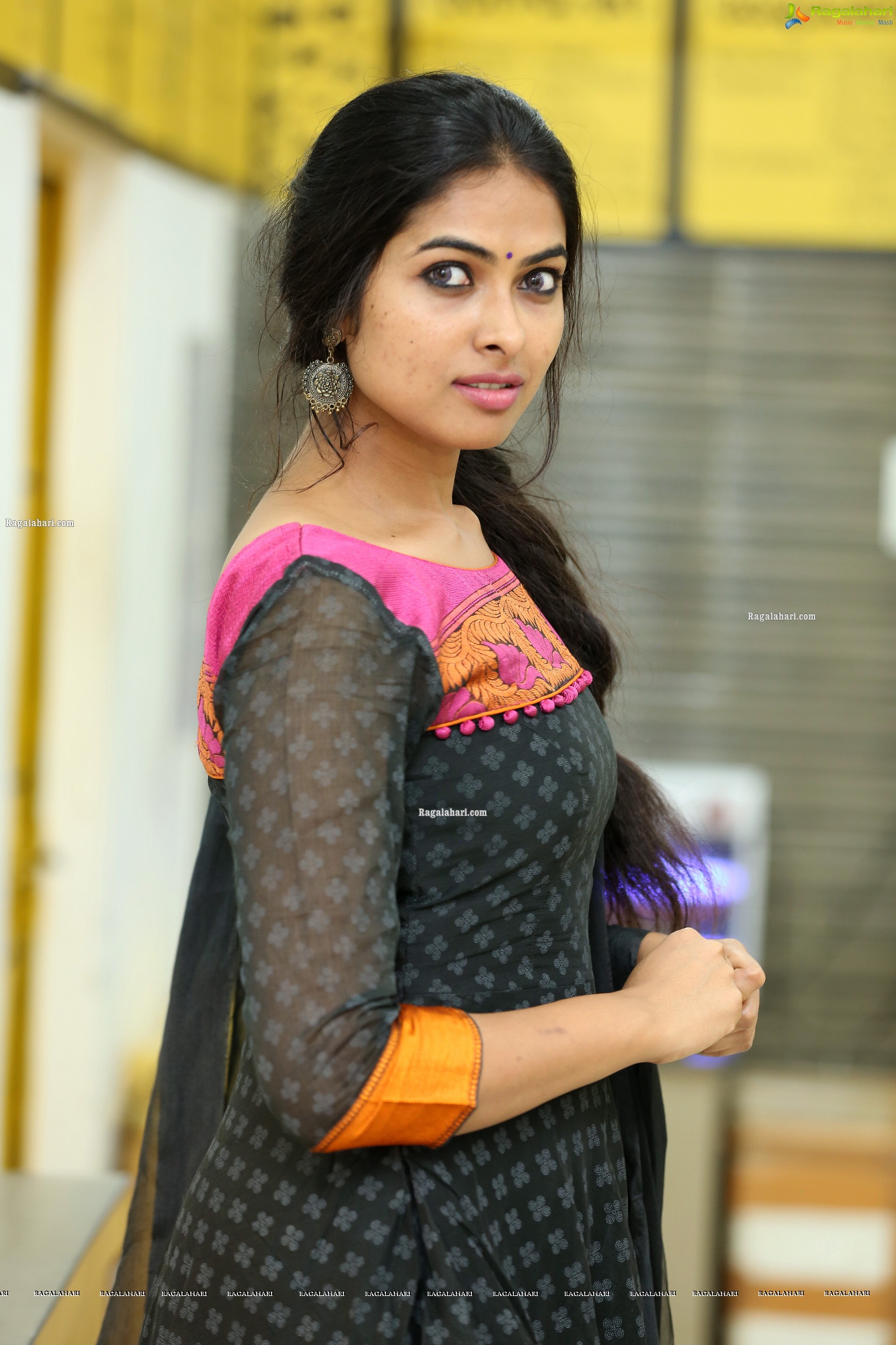 Divi Vadthya at Proteins Hygiene NonVeg Mart, HD Photo Gallery