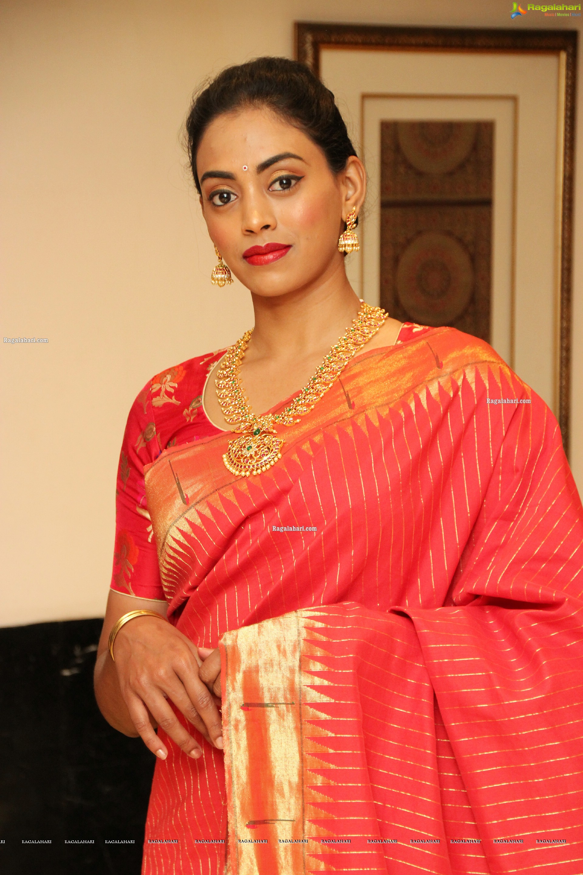 Dr. Kamakshi Bhaskarla In Pink Silk Saree, HD Photo Gallery