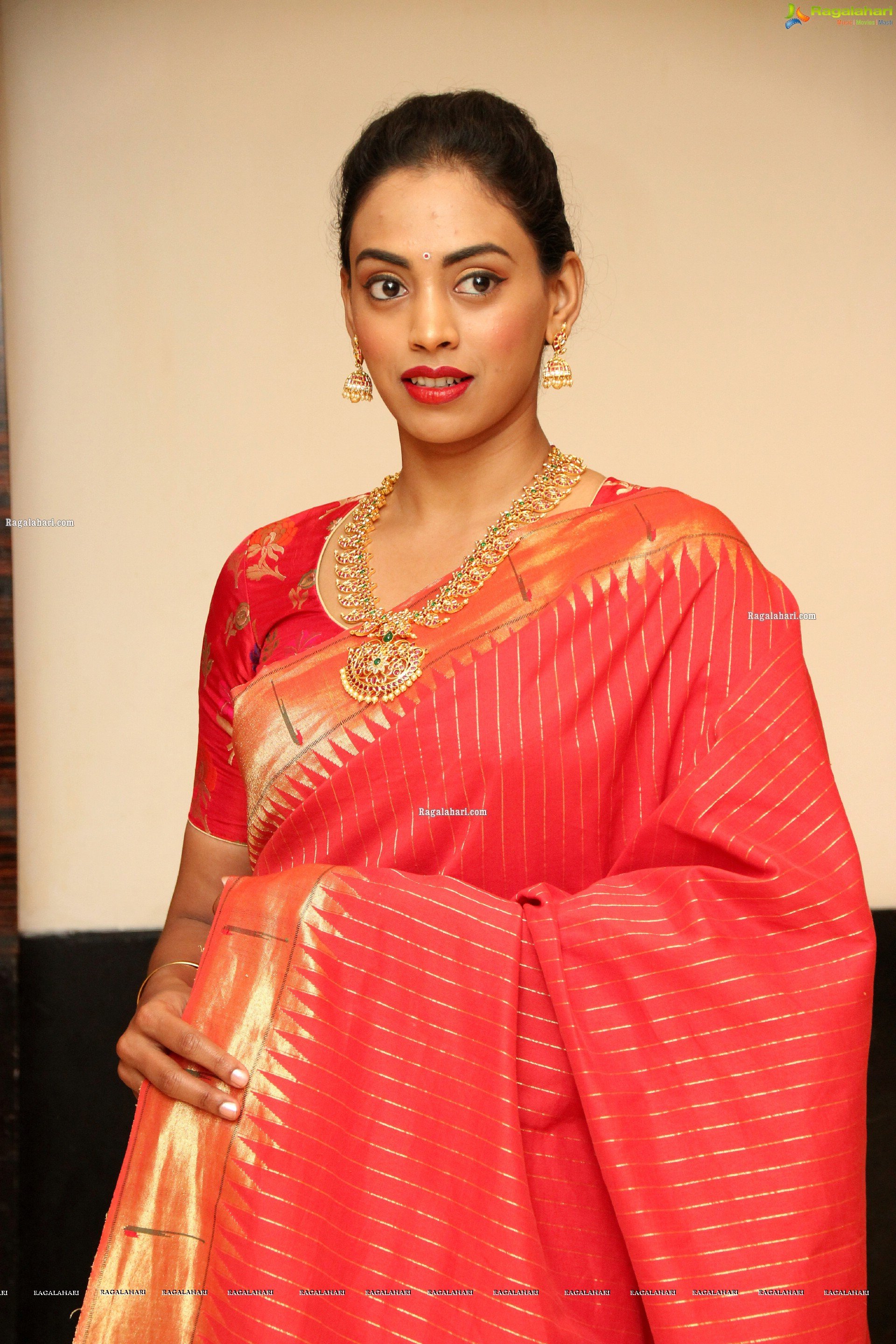 Dr. Kamakshi Bhaskarla In Pink Silk Saree, HD Photo Gallery