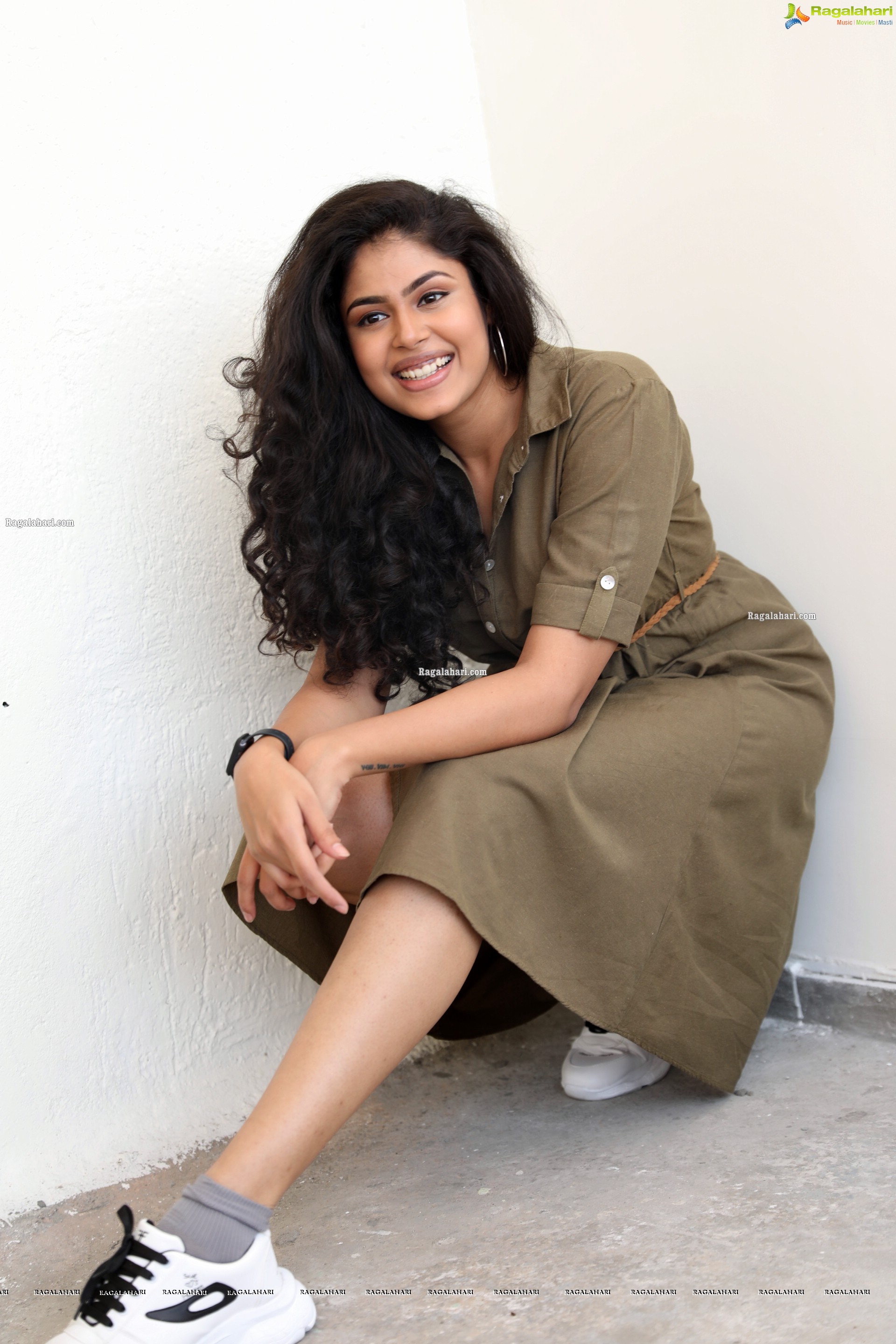 Faria Abdullah at Jathi Ratnalu Movie Interview, HD Photo Gallery