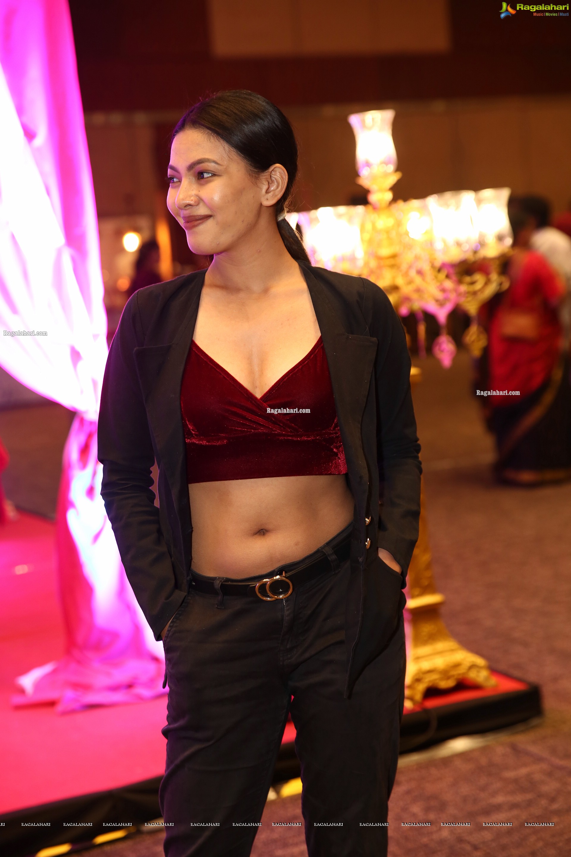 Kavita Mahatho at DIA 2021 Awards, HD Photo Gallery