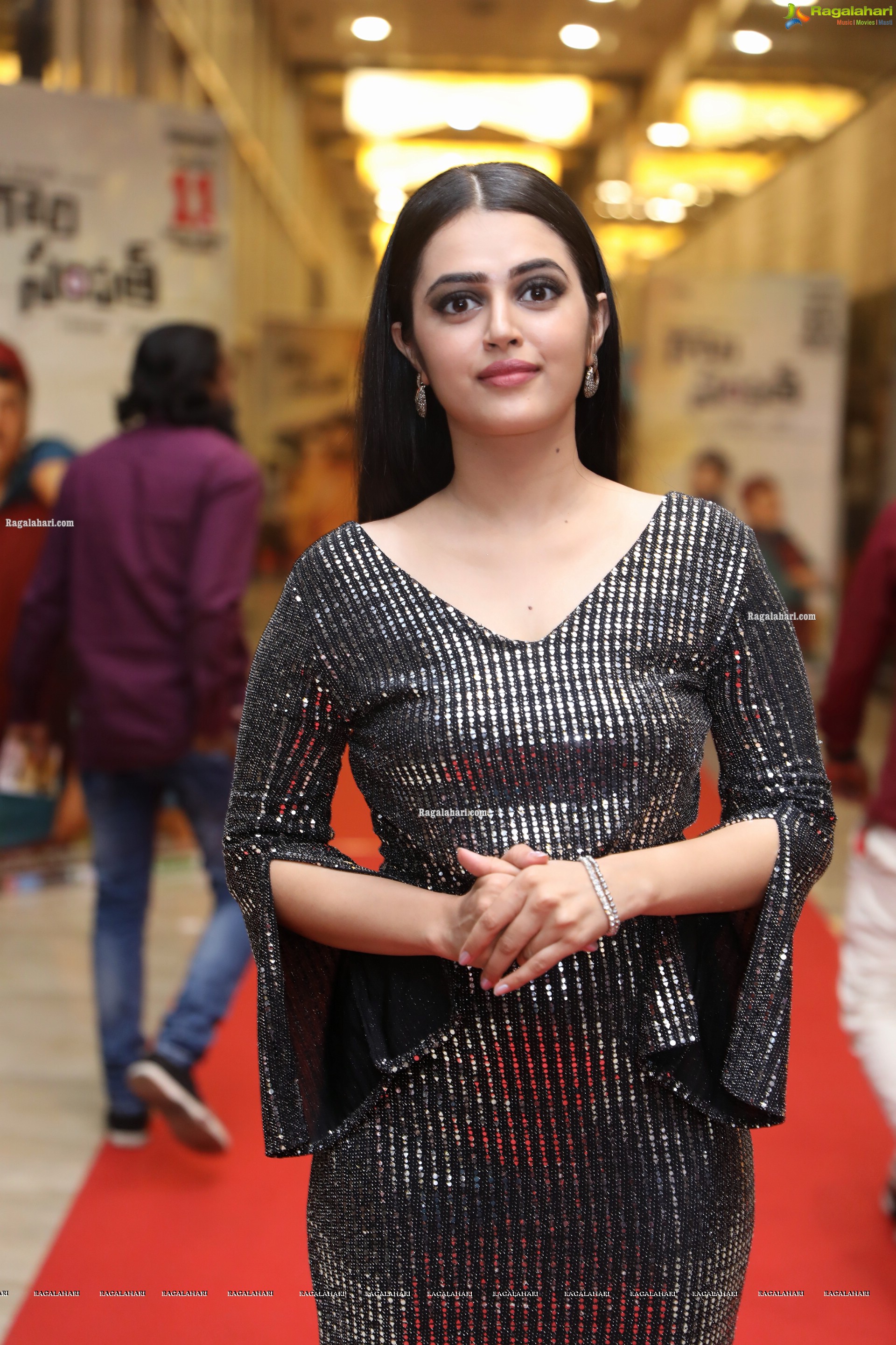 Lovely Singh at Gaali Sampath Movie Pre-Release Event, HD Photo Gallery