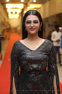 Lovely Singh HD Stills at Gaali Sampath Pre-Release