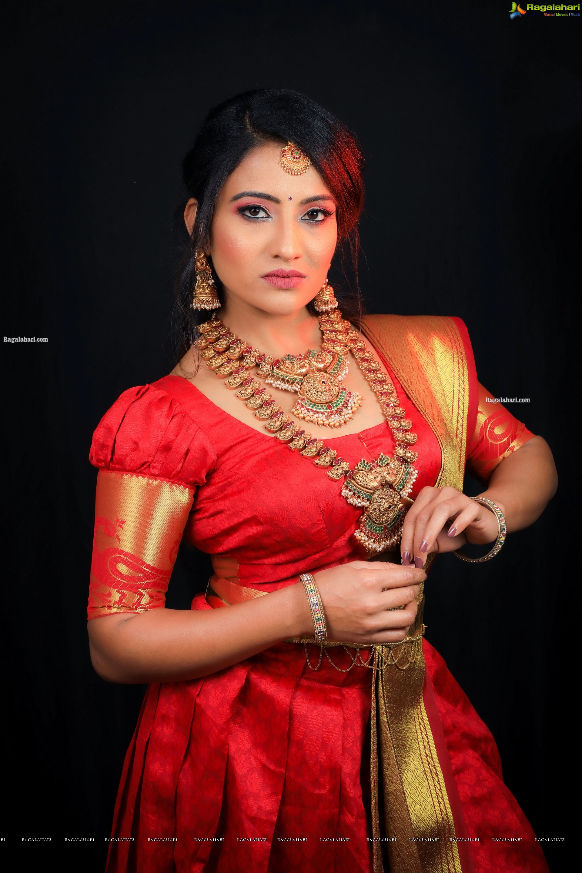 Mamatha Rahut Latest Photoshoot Stills, HD Photo Gallery