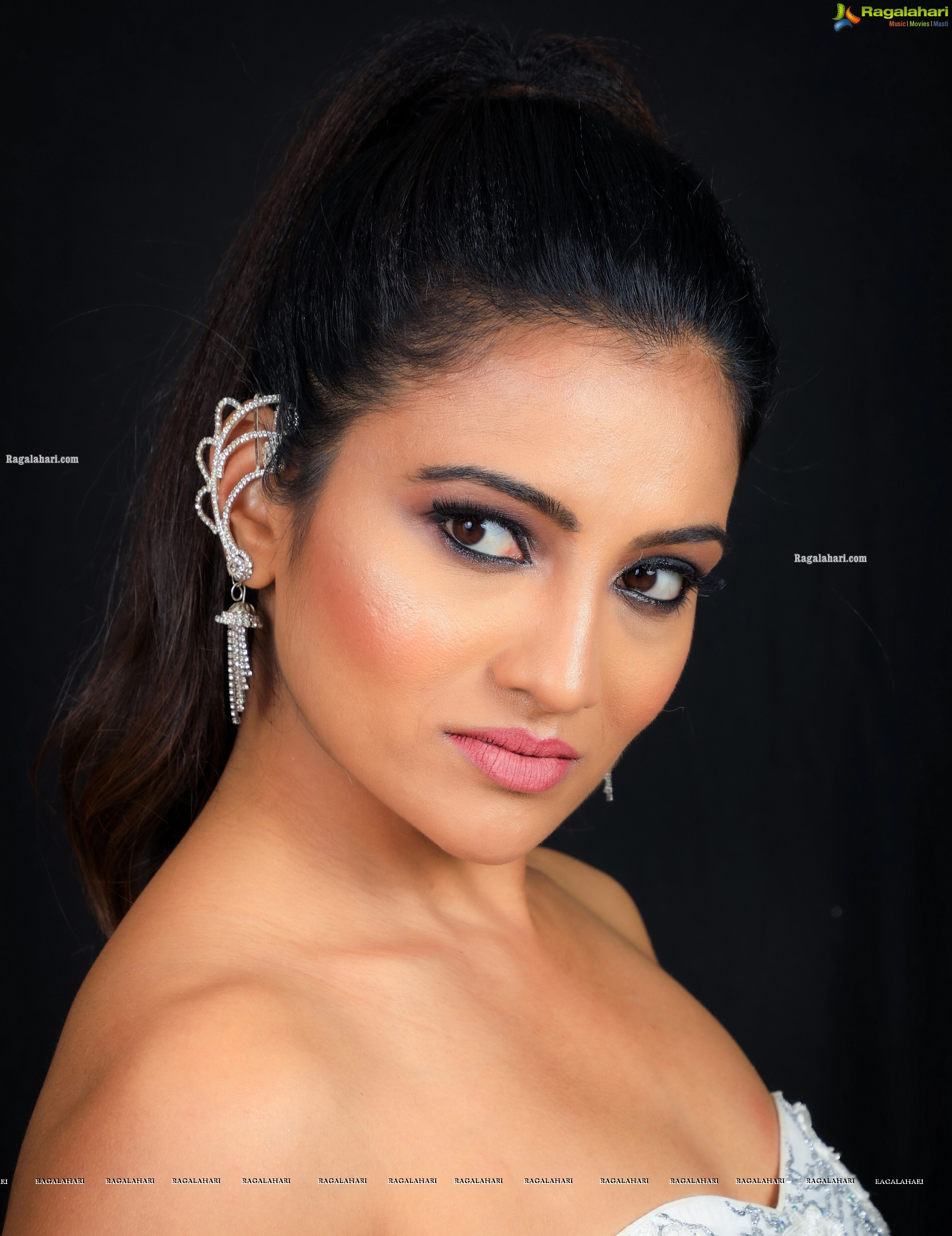 Mamatha Rahut Latest Photoshoot Stills, HD Photo Gallery