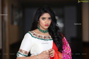 Nakshatra Trinayani HD Photo Gallery