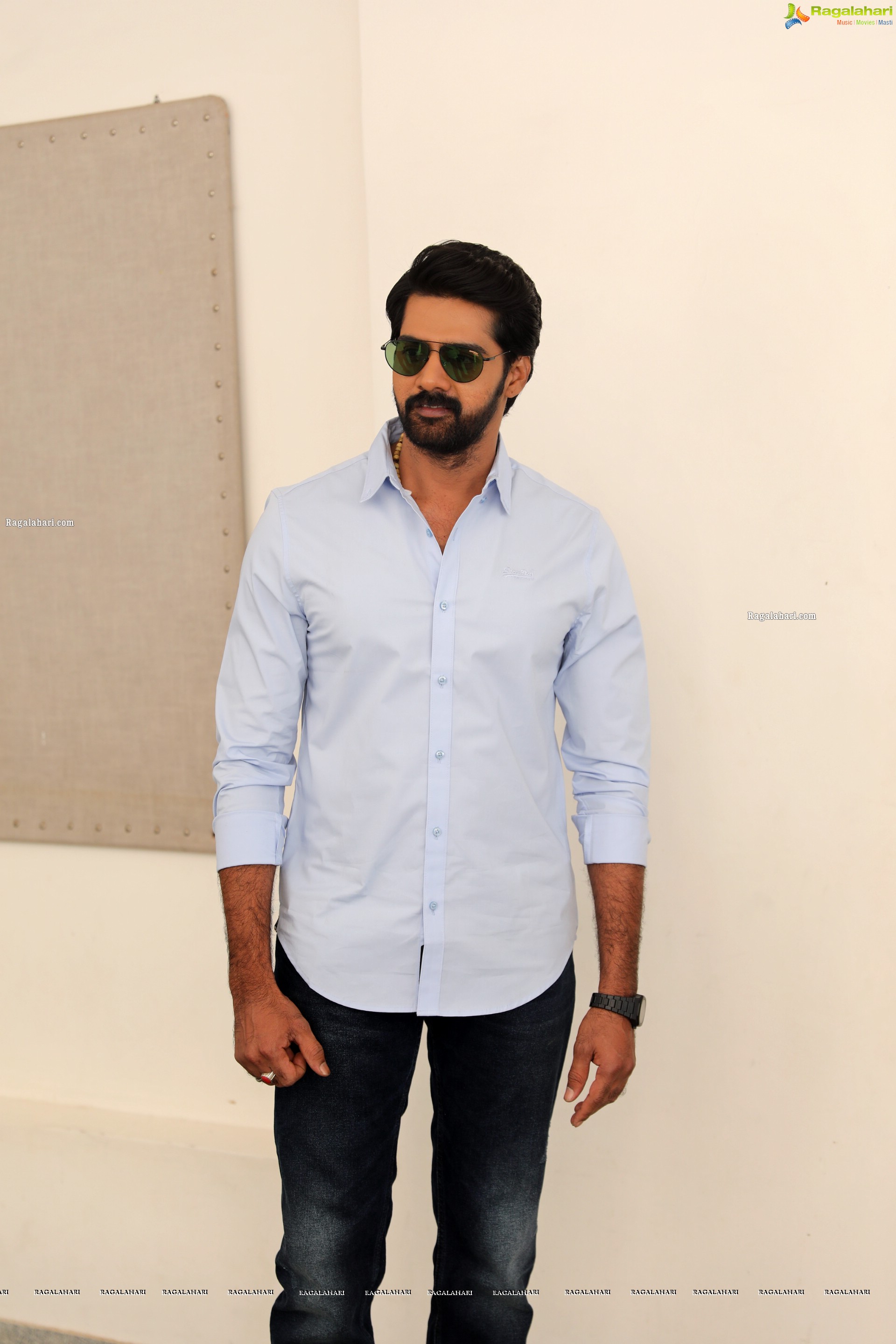 Naveen Chandra at Mosagallu Movie Interview, HD Photo Gallery