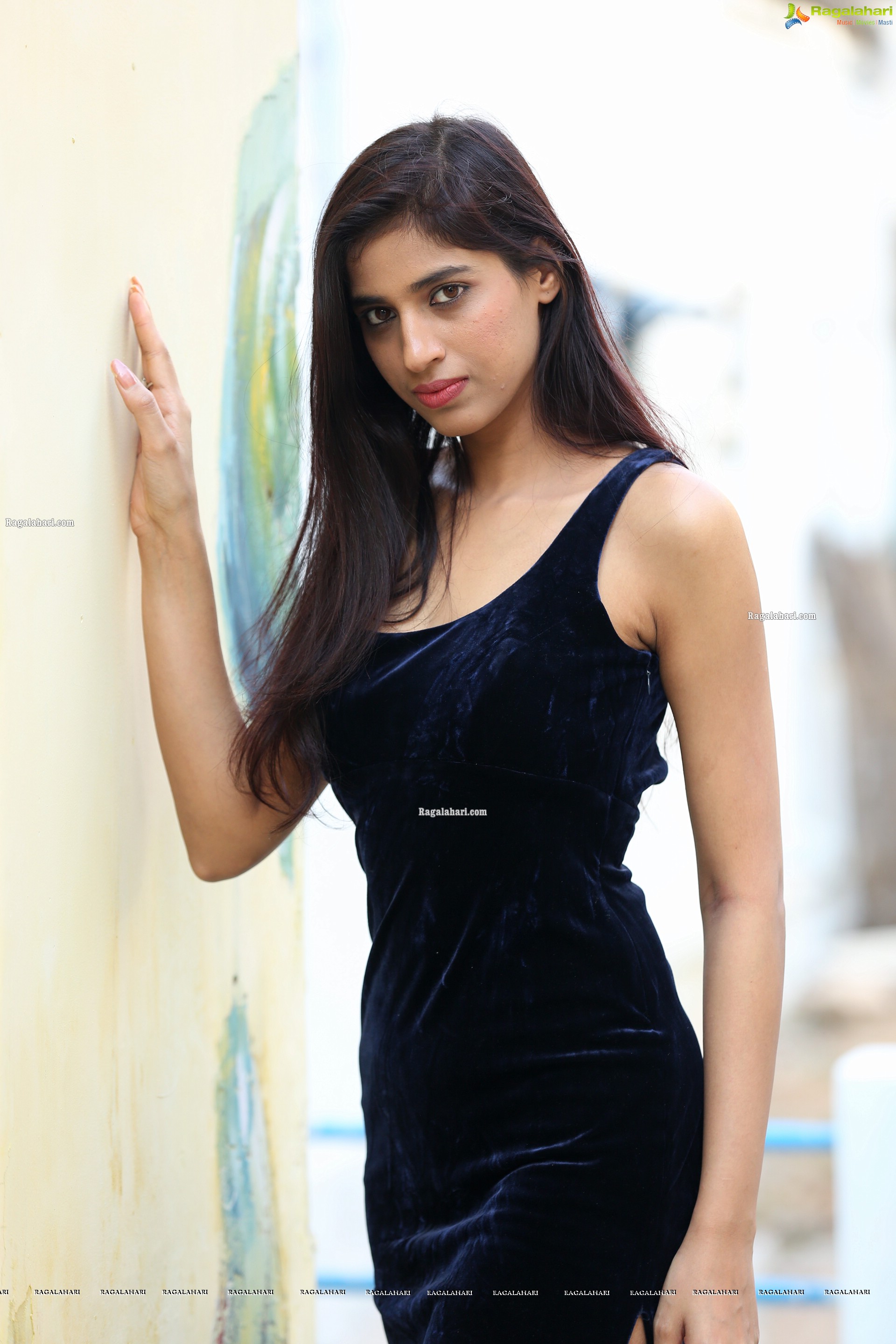 Naziya Khan in Navy Blue High Slit Velvet Dress, HD Photo Gallery