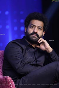 Jr NTR at Meelo Evaru Koteeswarudu Season 5 Press Meet