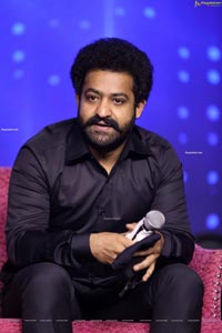 Jr NTR at Meelo Evaru Koteeswarudu Season 5 Press Meet