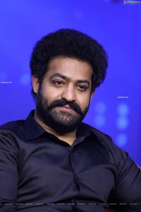 Jr NTR at Meelo Evaru Koteeswarudu Season 5 Press Meet