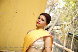 Pooja Poddar at Idhi Nadhi Movie Opening