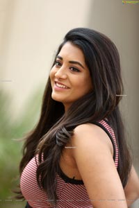 Rashi Singh at Sashi Movie Interview