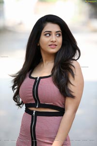 Rashi Singh at Sashi Movie Interview