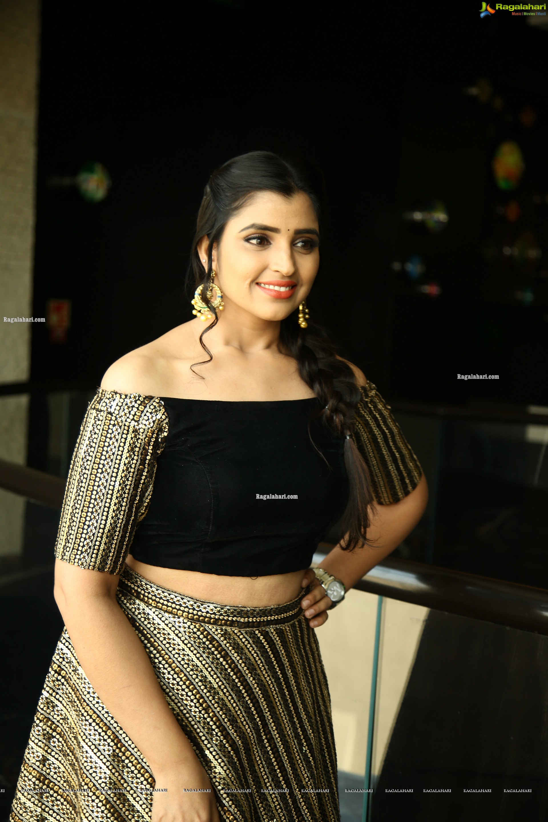 Shyamala at Aranya Movie Pre-Release Event, HD Photo Gallery