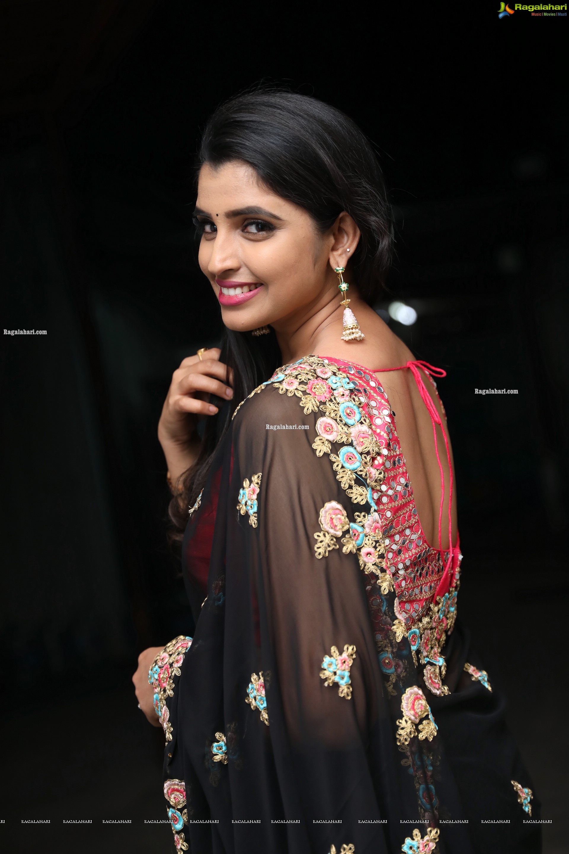 Anchor Shyamala in Black Georgette Saree in Floral Embroidery, HD Photo Gallery