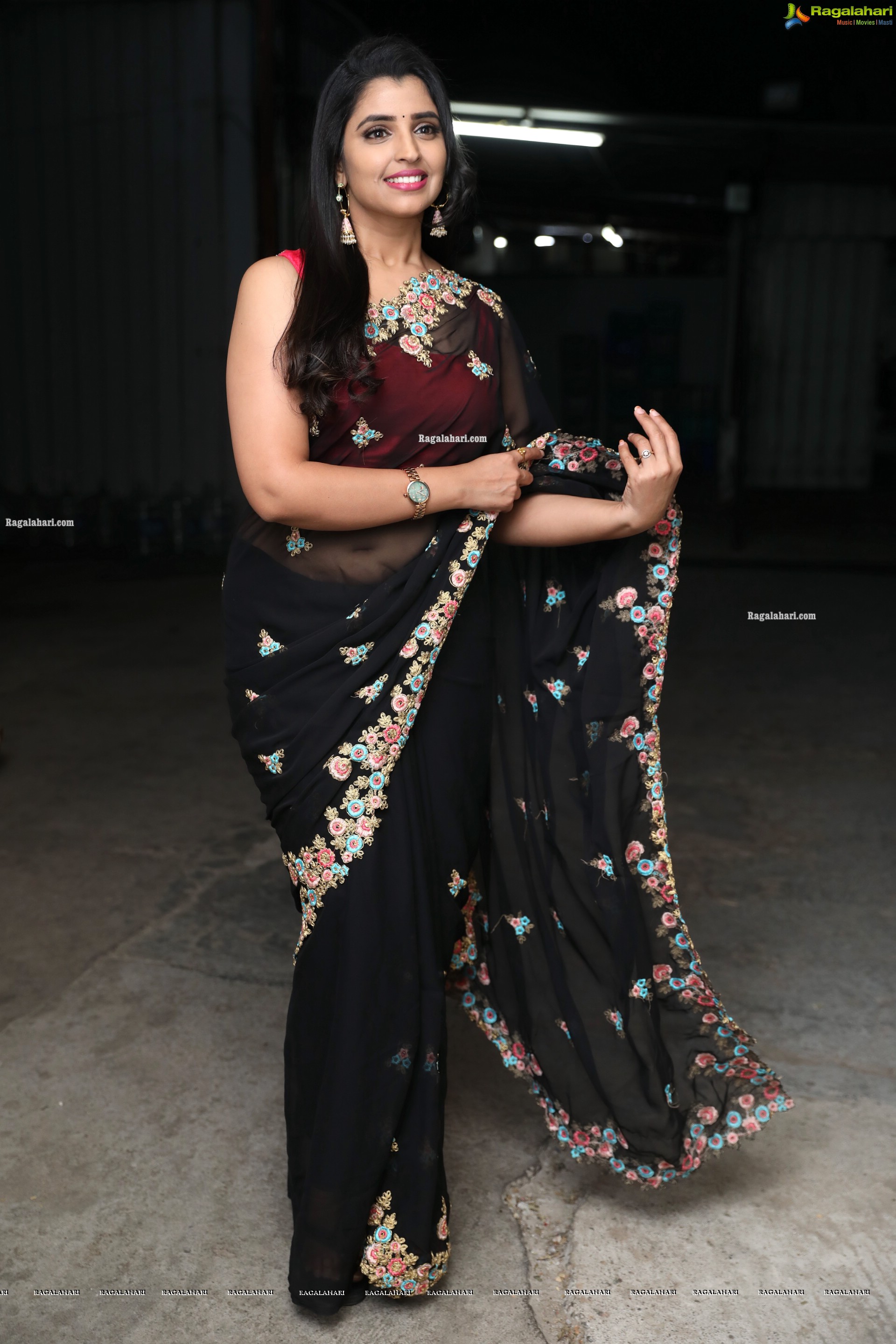 Anchor Shyamala in Black Georgette Saree in Floral Embroidery, HD Photo Gallery