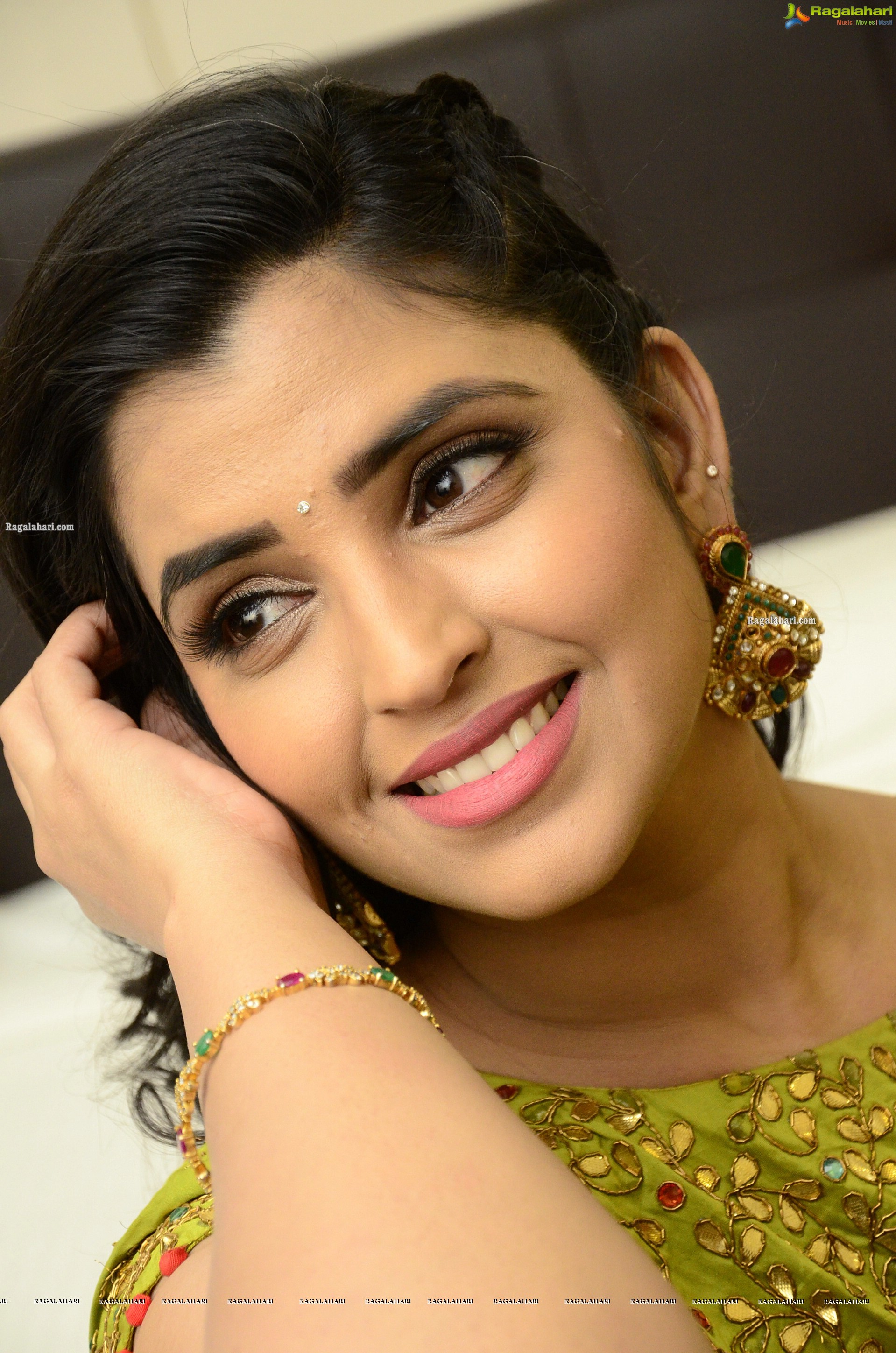 Shyamala at Sulthan Movie Pre-Release Event, HD Photo Gallery