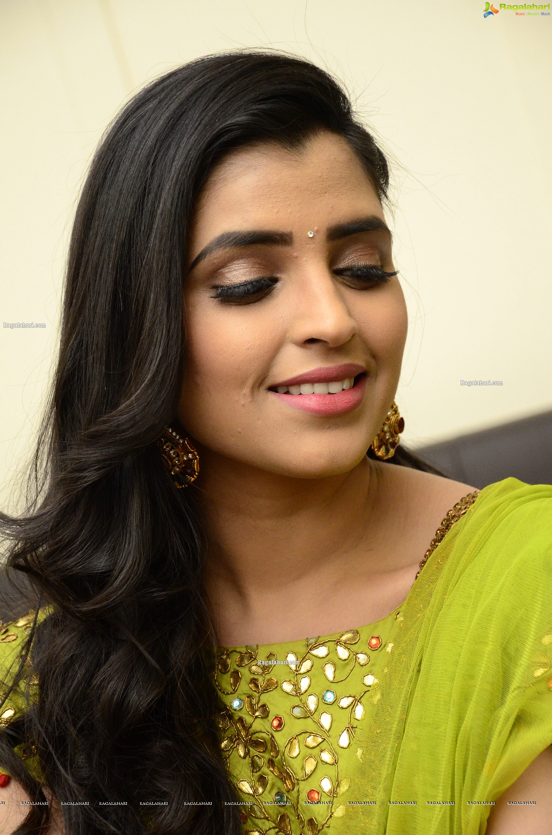 Shyamala at Sulthan Movie Pre-Release Event, HD Photo Gallery