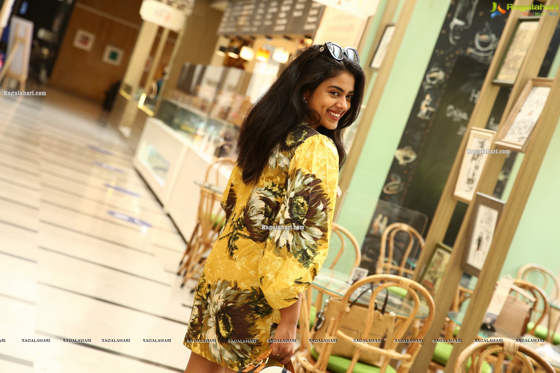 Siddhi Idnani Latest Photoshoot Stills, HD Photo Gallery