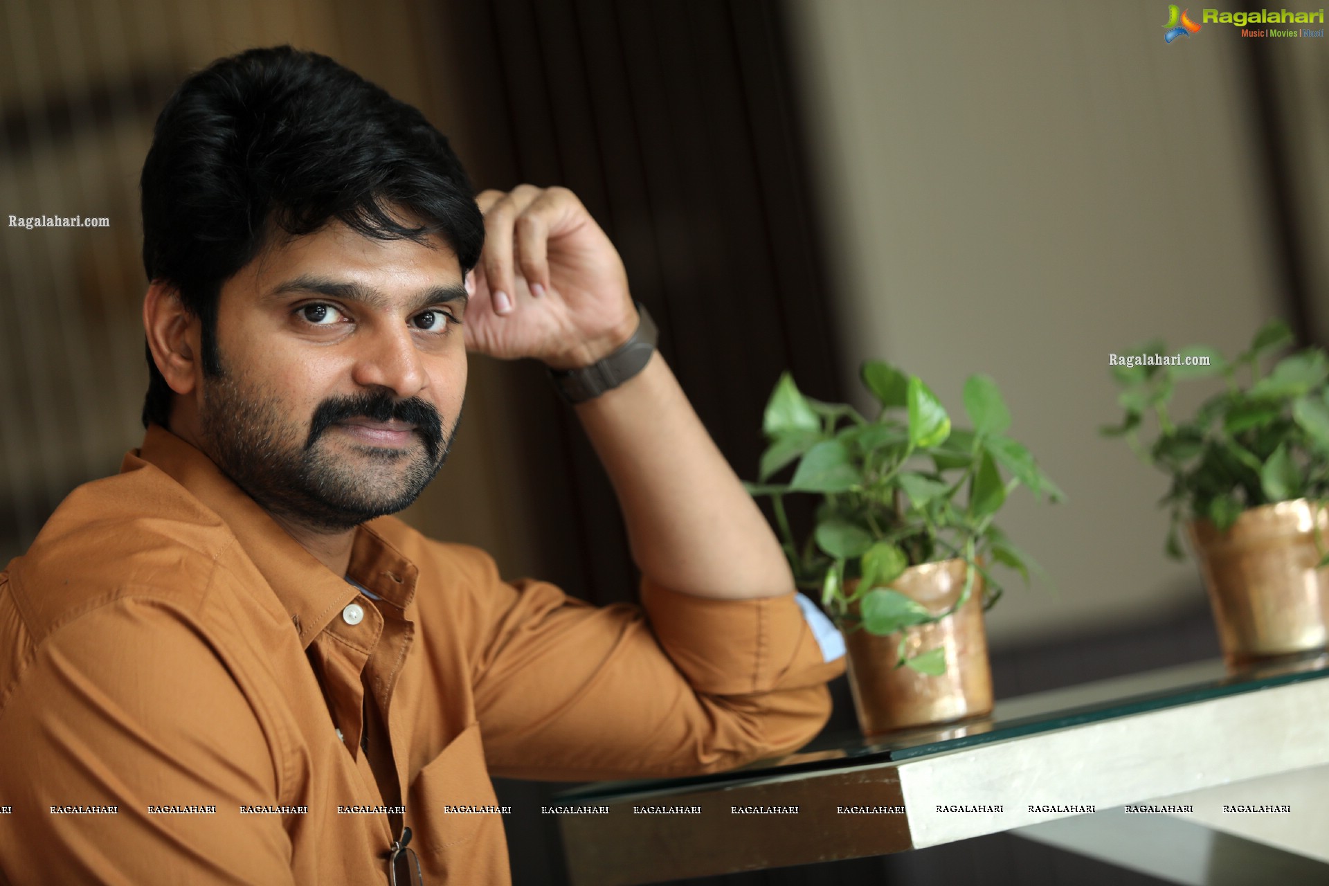 Sree Vishnu at Gaali Sampath Movie Interview, HD Photo Gallery