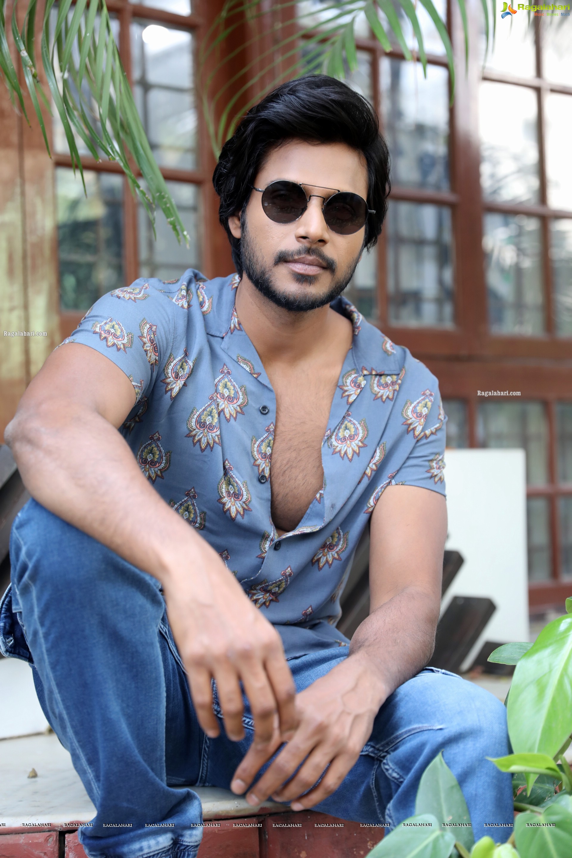 Sundeep Kishan at A1 Express Movie Interview, HD Photo Gallery