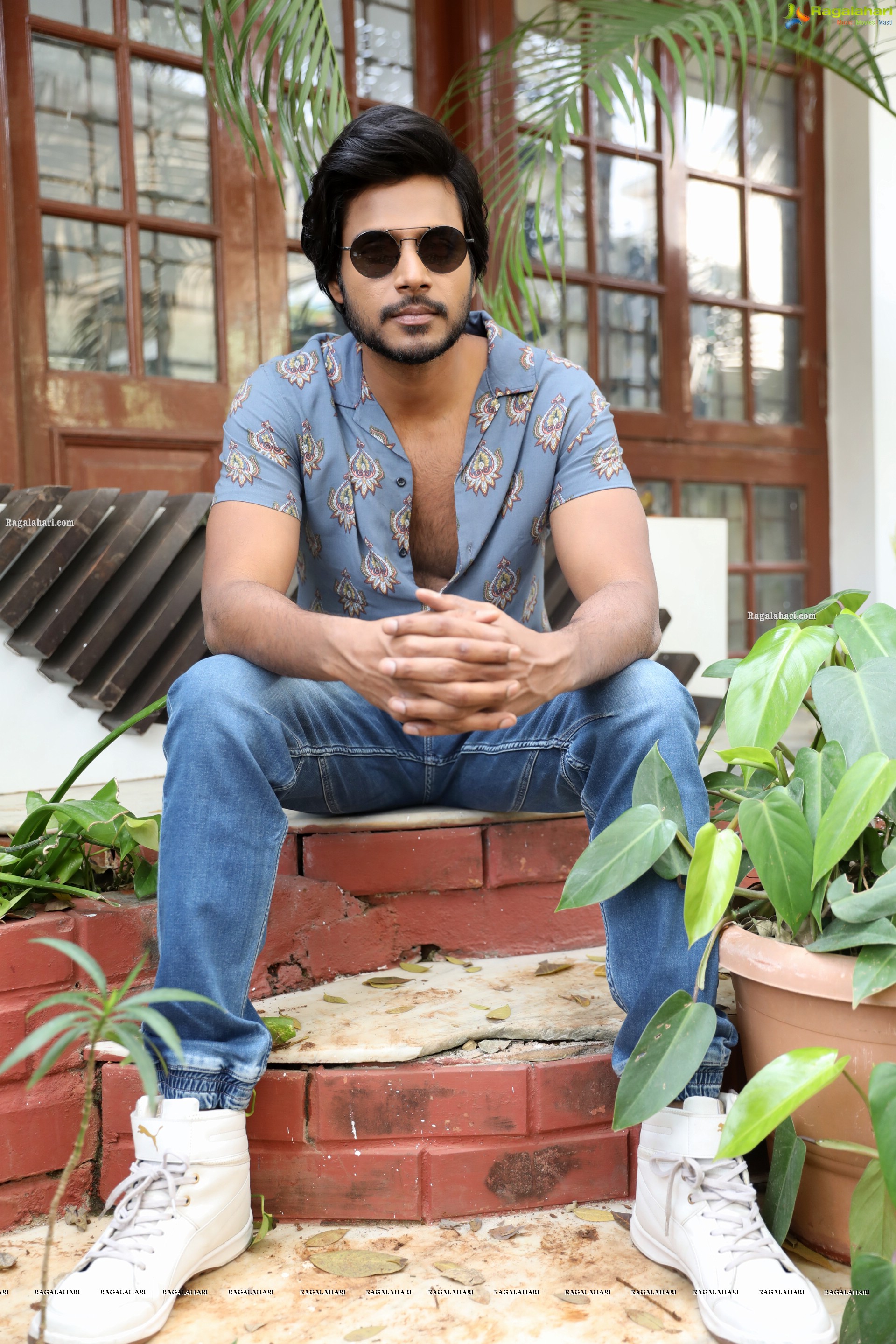 Sundeep Kishan at A1 Express Movie Interview, HD Photo Gallery