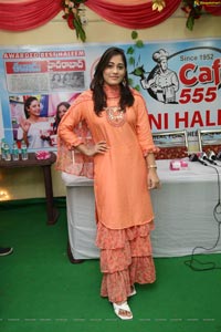 Tazaienath Gulraze at Café 555 Season's 1st Haleem Launch