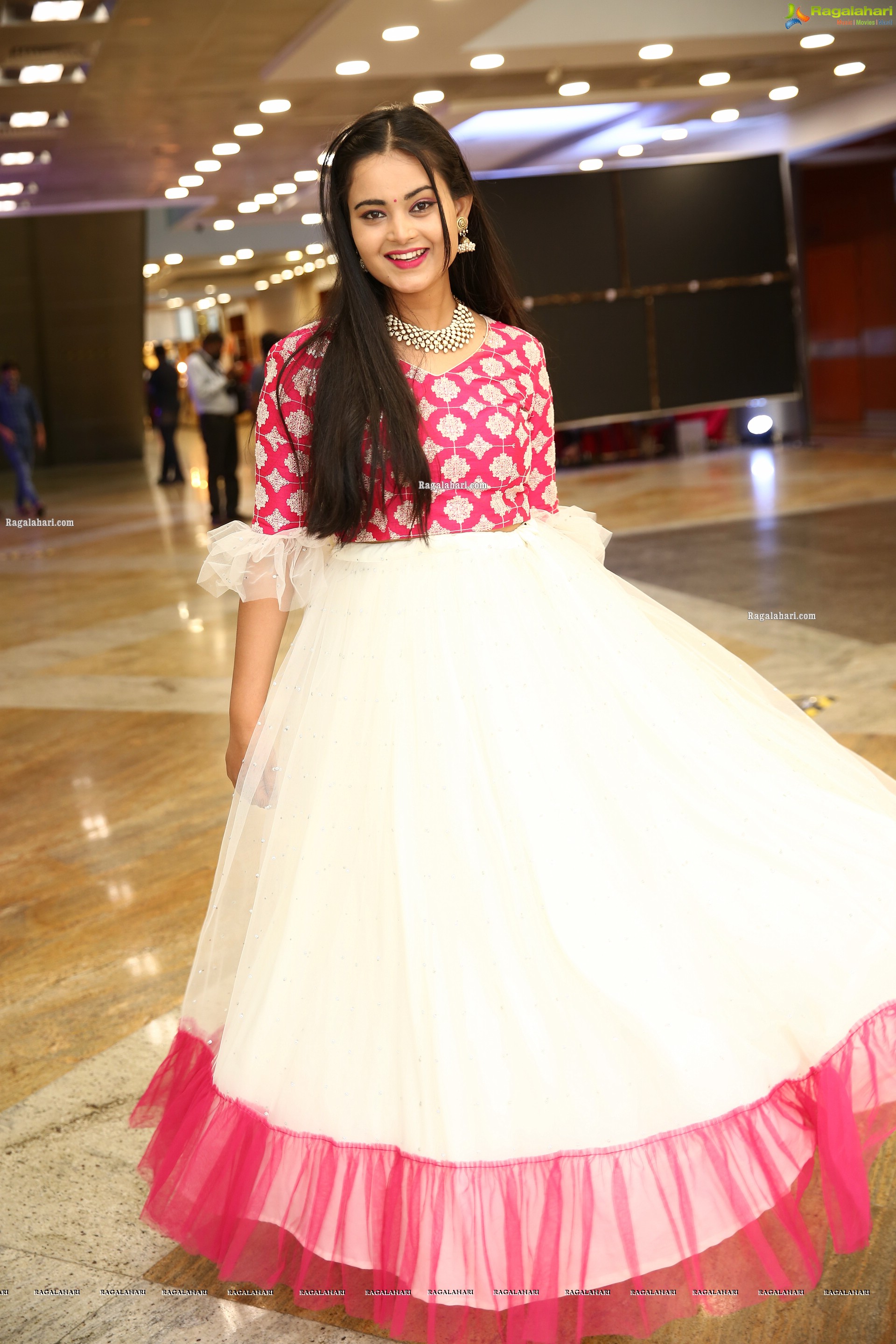 Vaanya Aggarwal in White and Pink Designer Lehenga, HD Photo Gallery