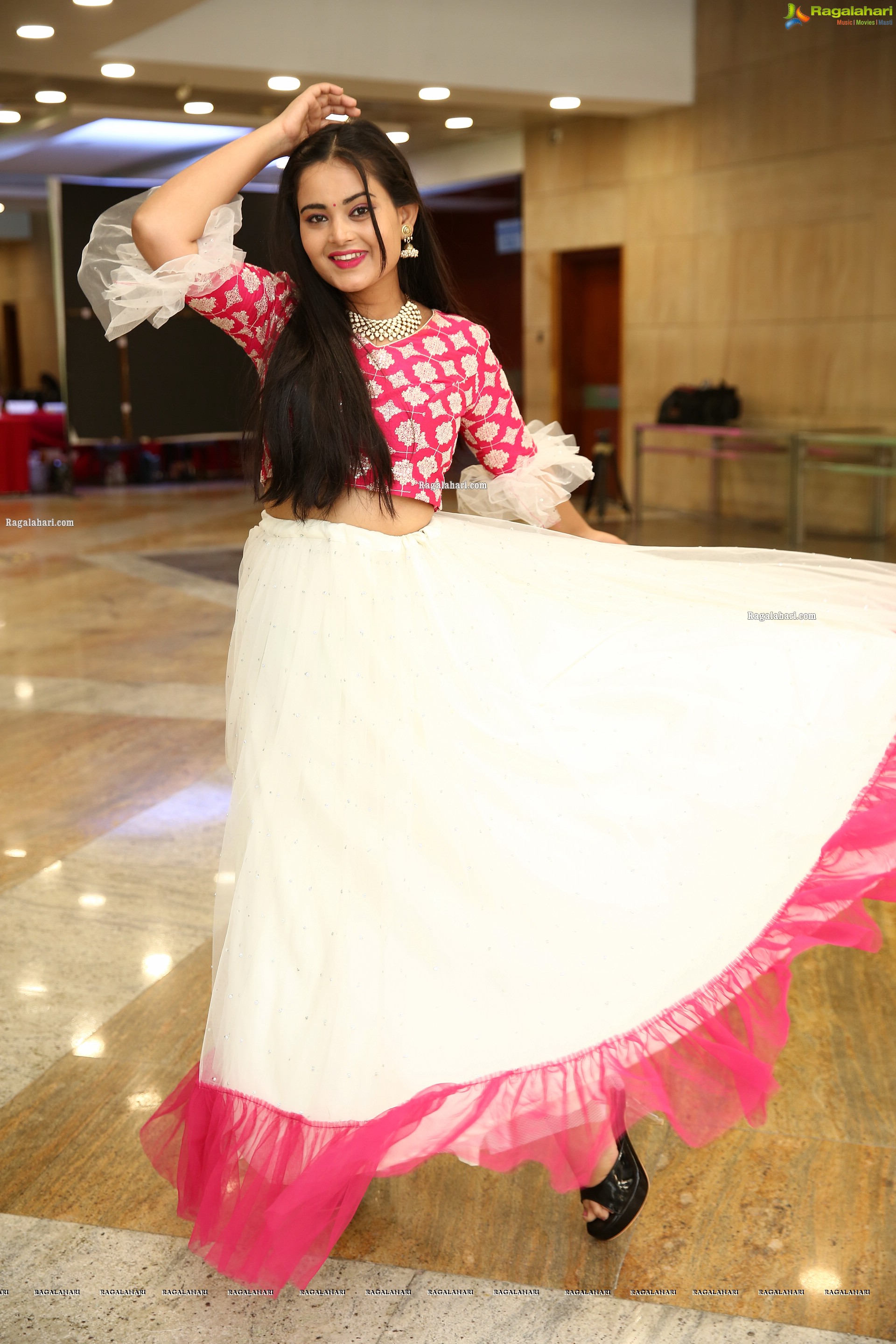 Vaanya Aggarwal in White and Pink Designer Lehenga, HD Photo Gallery