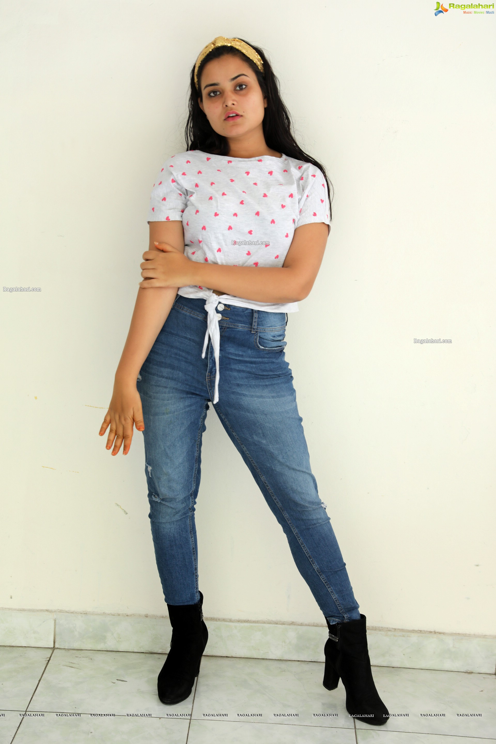 Vaanya Aggarwal in White Top and Jeans, HD Photo Gallery