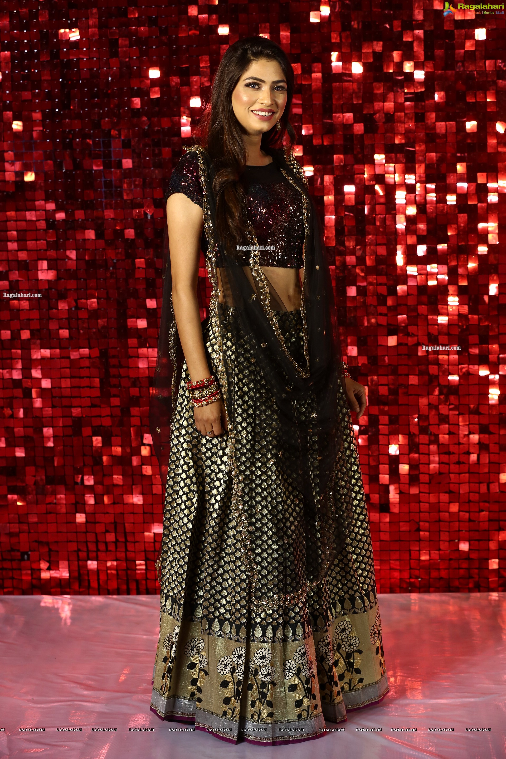 Zoya Mirza in Black and Gold Embellished Lehenga, HD Photo Gallery