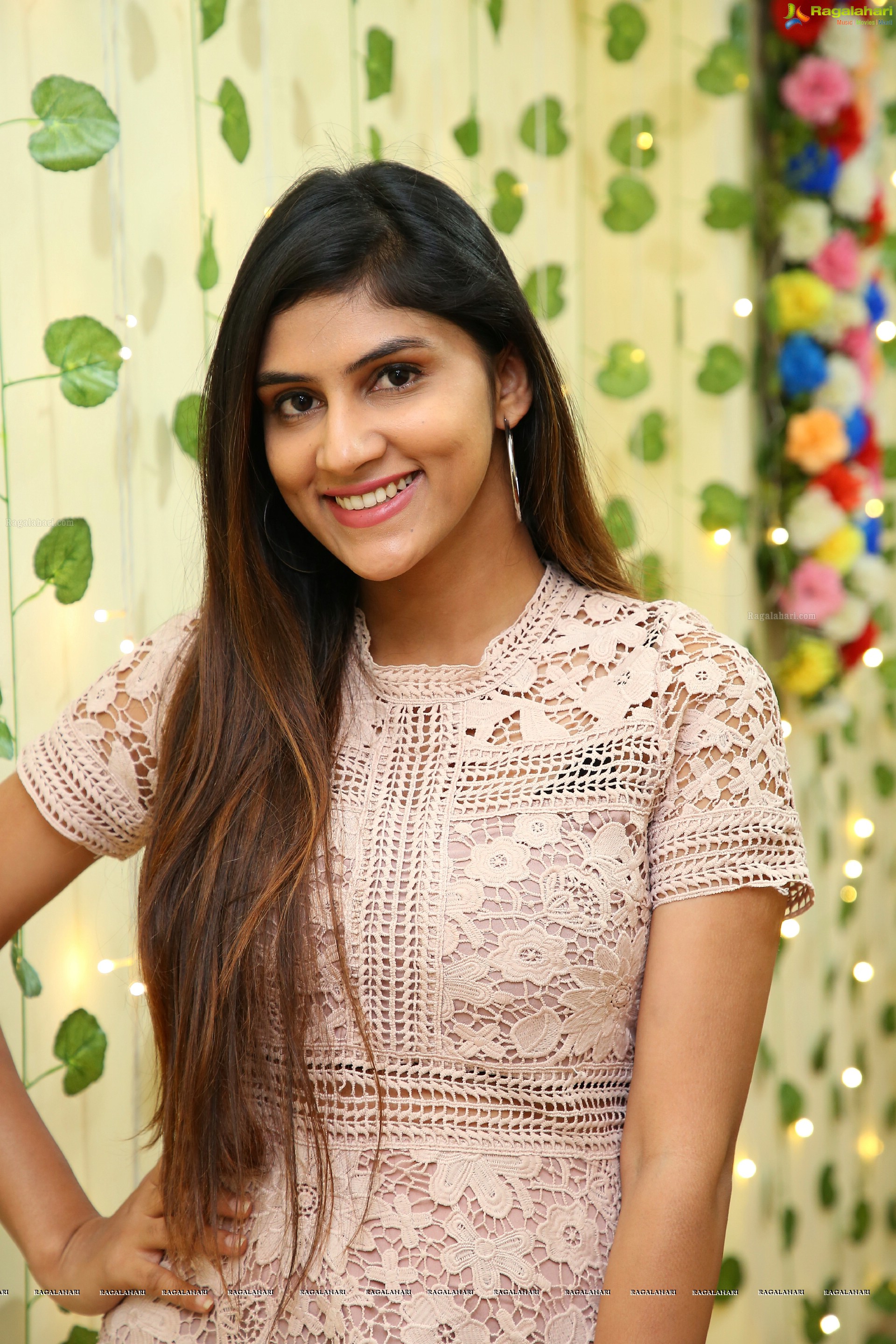 Aparna Reddy Latest Beautiful Stills, HD Photo Gallery