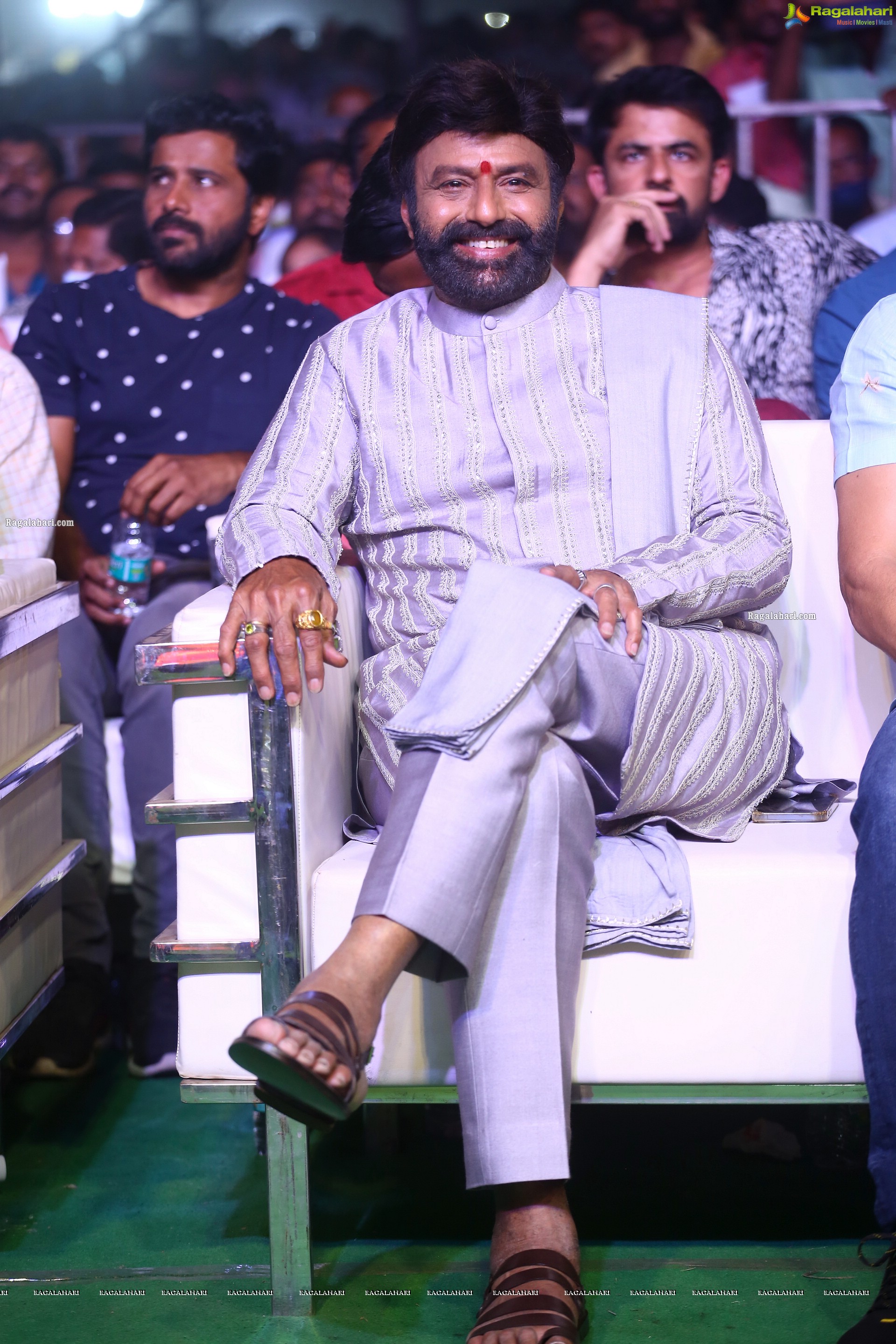 Nandamuri Balakrishna at Akhanda Kruthagnatha Sabha, HD Photo Gallery