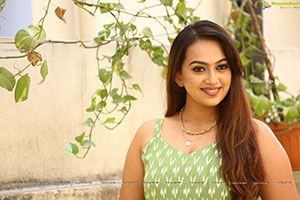 Ester Valerie Noronha Latest Photoshoot Stills