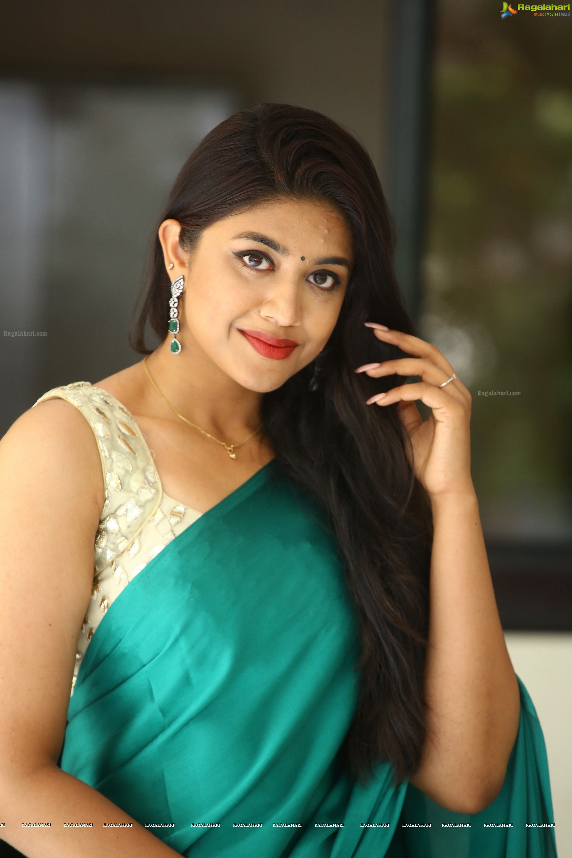 Malavika Satheesan at Bommala Koluvu Movie Press Meet