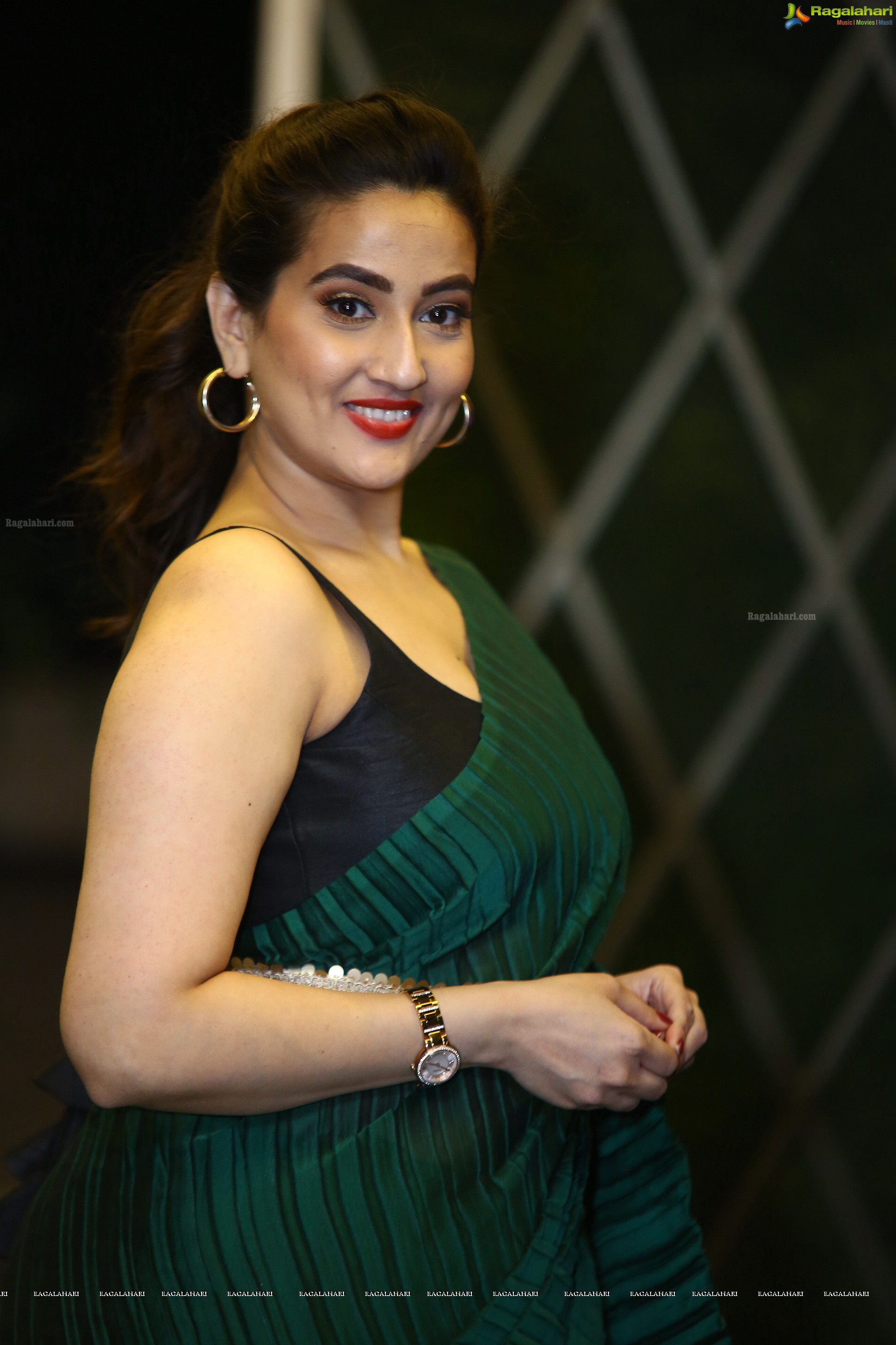 Anchor Manjusha at Stand Up Rahul Movie Pre-Release Event, HD Photo Gallery