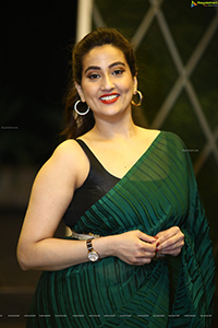 Anchor Manjusha at Stand Up Rahul Pre-Release Event