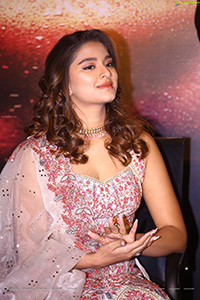 Saiee M Manjrekar at Ghani Trailer Launch