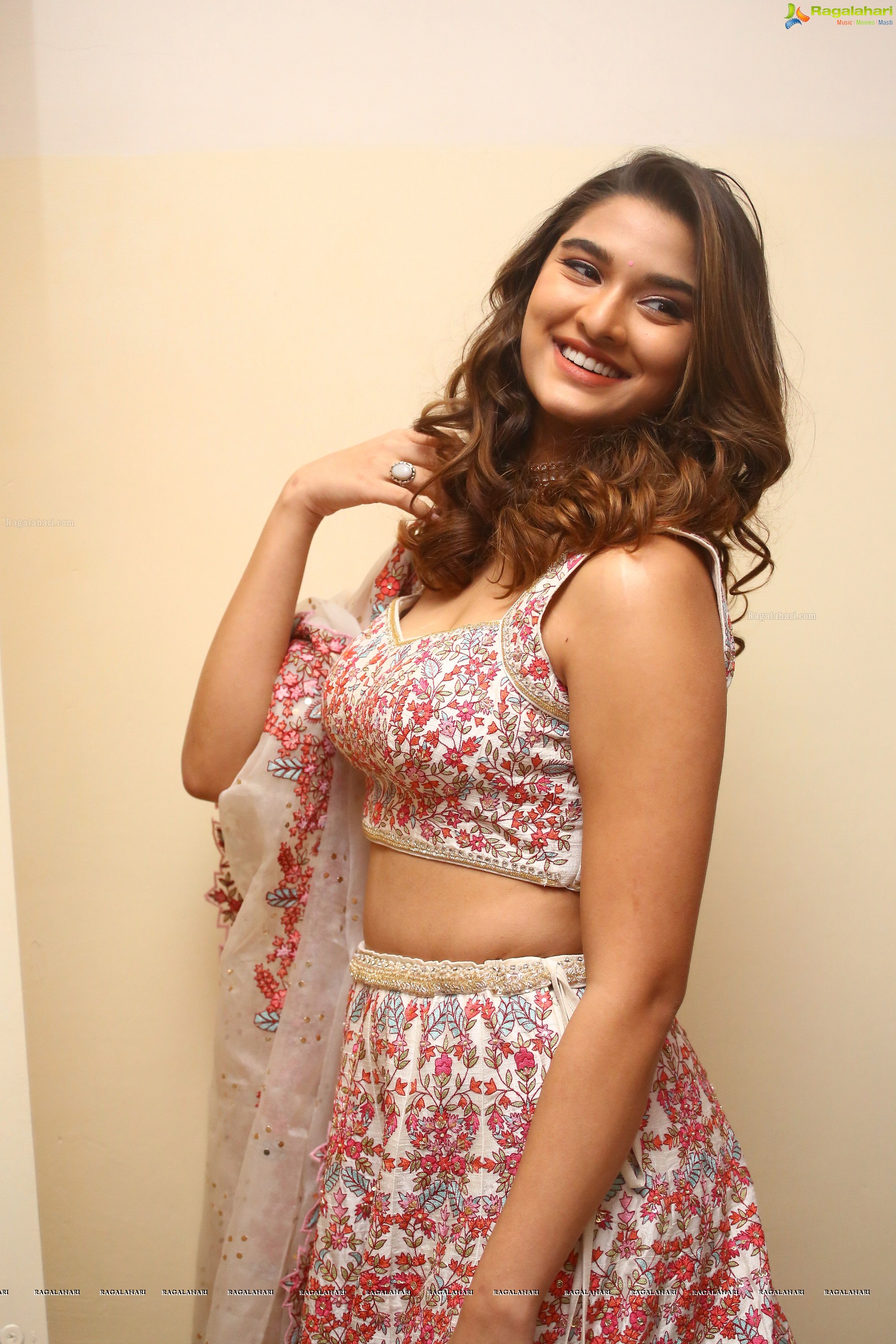 Saiee M Manjrekar at Ghani Movie Trailer Launch, HD Photo Gallery